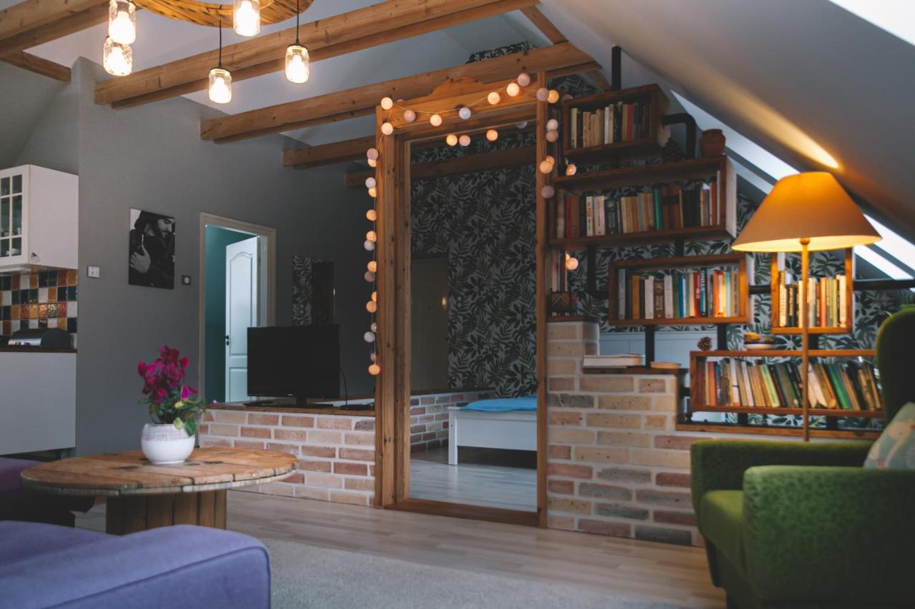 Pannonia Apartment God Екстер'єр фото